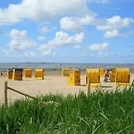 Urlaub in 1. Strandreihe